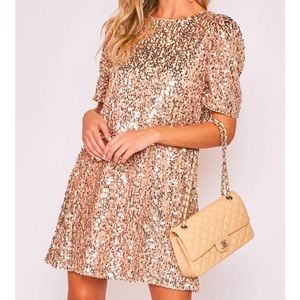 Vine & Love blush sequin dress from Avara boutique NWT size medium